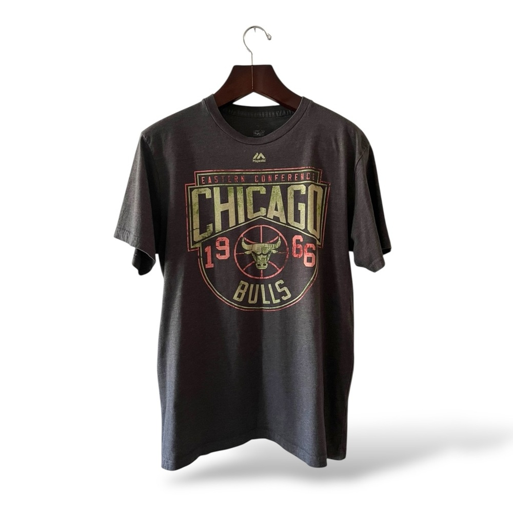 Majestic Charcoal Grey Chicago Bulls Graphic T-Shirt, L